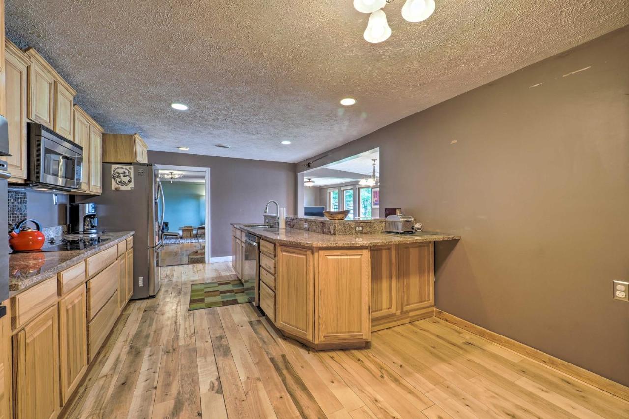 13 Mi To Downtown Quiet Lakefront Cottage 트래버스 시티 외부 사진